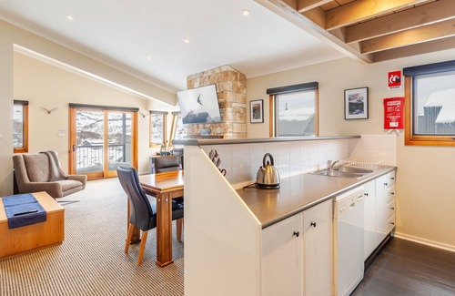Perisher Valley Apartment | Lodge Chalet 15 - This two storey apartment offers three bedrooms
