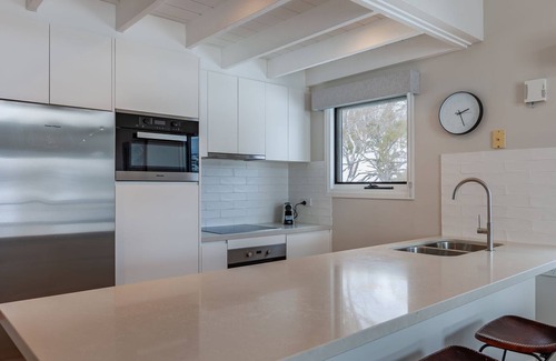 Perisher Valley Resort | Lodge Chalet (for 6), The Stables Resort Perisher