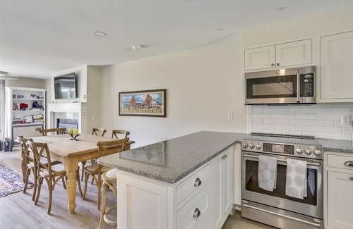Stowe Area Condo | Lodge Condo 35: Slopeside 2 br, fireplace, free ski shuttle, a/c, summer pool!