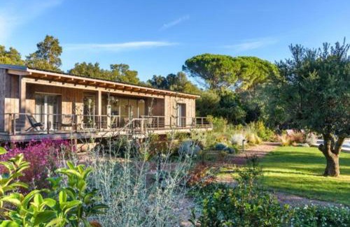 Lecci Villa | Lodge Les Oliviers Di Lecci