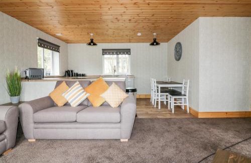 Grampound House | Lodge Two