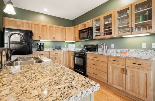 Rangeley Condo | Lodges 13 - Modern condo with great views of Rangeley Lake