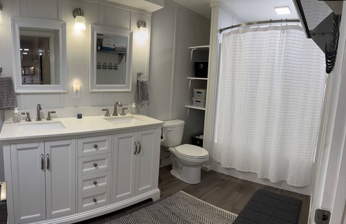 Charlottesville Apartment | Lodging@Laurelen