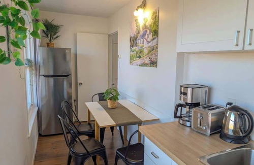 Ste Anne de Beaupre Apartment | Loft 11 | 2 Min Waterfront | BBQ & Fireplace