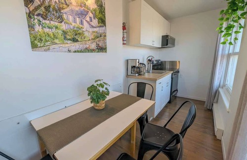 Ste Anne de Beaupre Apartment | Loft 11 | 2 Min Waterfront | BBQ & Fireplace