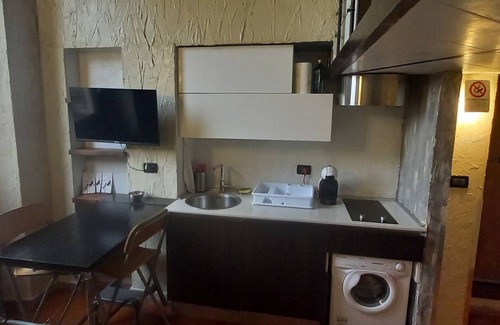Porta Nuova Apartment | Loft 56 industrial, Center. Top position!