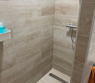 Los Tilos Apartment | Loft a 3 minutos de la estación central de bus y tren