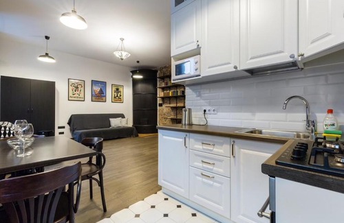 District No. 7 Apartment | Loft apartment Library/University