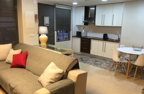 Cercadilla-Medina Azahara Apartment | LOFT AZAHAR CORDOBA STATION