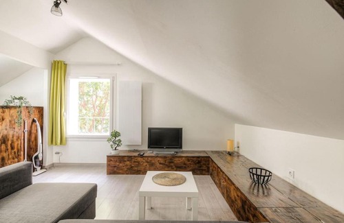 Republique - Tolstoi Apartment | Loft charmant dans maison de ville, Villeurbanne