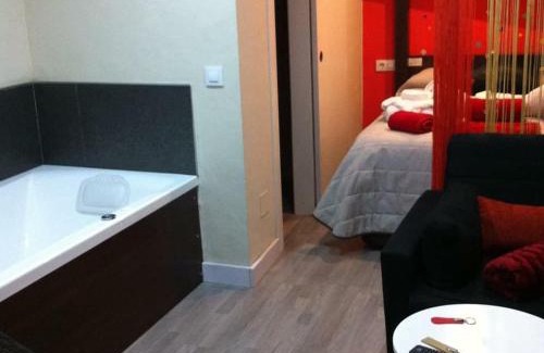 Ubrique Apartment | Loft "Coqueto" Rojo