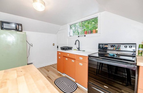 Southern Pines House | Loft Cottage on Ridge ? Short & Extended Stays?
