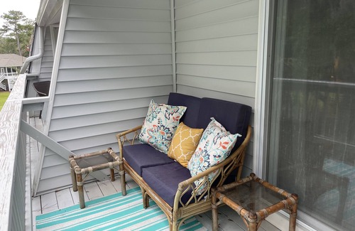 Ocean Ridge Condo | Loft-e-Lagoon -No Cleaning fee-Grated community-2 minute to the beach