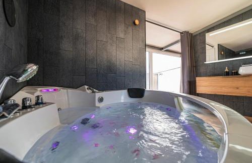 Reims Apartment | Loft, free and secure parking