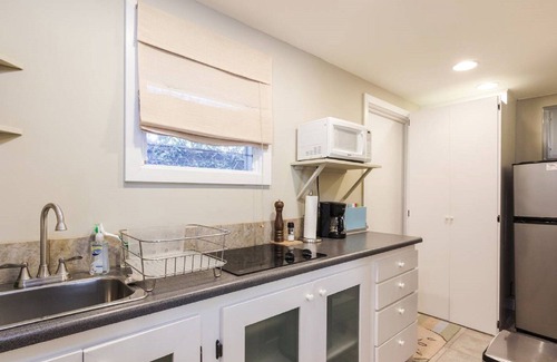 Keolu Hills Apartment | Loft In Kailua - Spacious with Parking, Internet and minutes to Kailua Beach!