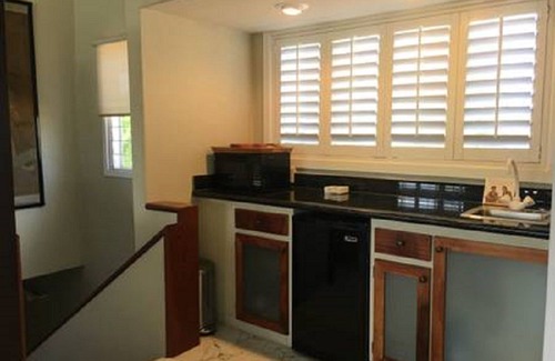 Keolu Hills Apartment | Loft In Kailua - Spacious with Parking, Internet and minutes to Kailua Beach!