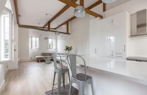 Quartier Sainte-Marguerite Apartment | Loft refait à neuf en dernier étage 2 chambres
