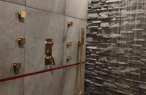 Quartier Exposition-Bajatiere Bed & Breakfast | Loft Romantique Hammam Spa Privatif Playroom
