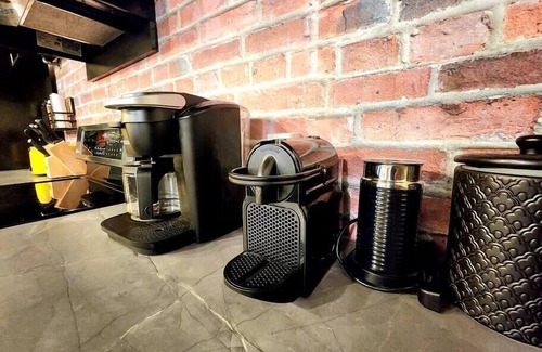 Vieux-Limoilou Apartment | Loft Style Industriel Centre ville Parking Gratuit