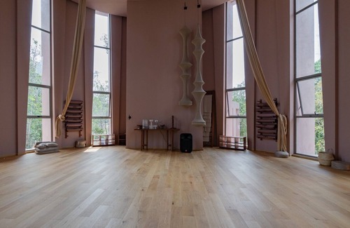 Zama Apartment | Loft Village - Sanctuary & Introspection - Aflora
