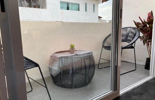 El Santuario Apartment | Loft y departamento con balcón y garage cerca de av ppal