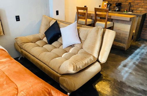 El Santuario Apartment | Loft y departamento con balcón y garage cerca de av ppal