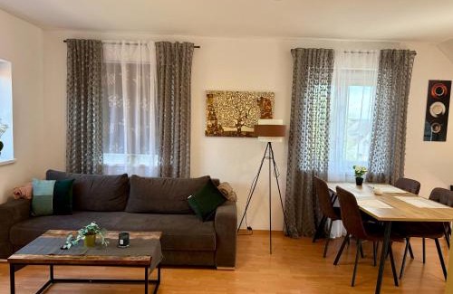 Dobl-Zwaring Apartment | Loftartiges und sonniges Apartment mit Balkon in Dobl bei Graz DG06