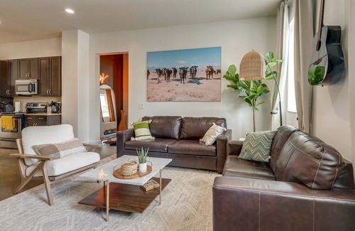 Midtown Cottage | Lofts At 30th - Urban Lodge - Mins to Broadway!