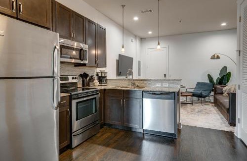 Midtown House | Lofts at 30th - Urban Lodge - 6 Mins to Broadway