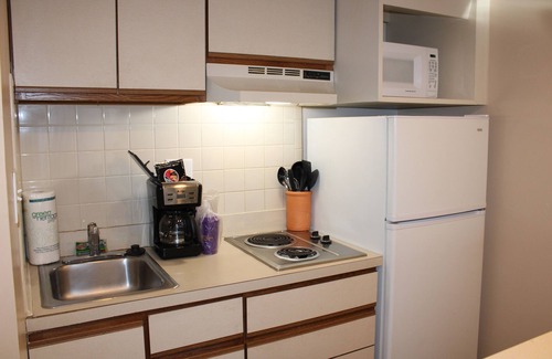 Winchester Apartment | Lofts for weekly rentals! 2 miles from historic downtown.