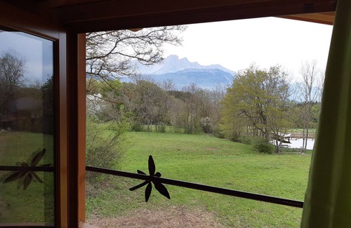Saint-Paul-les-Monestier Cabin | Log Cabin-Exclusive-Ensuite with Shower-Mountain view-cabane en rondin
