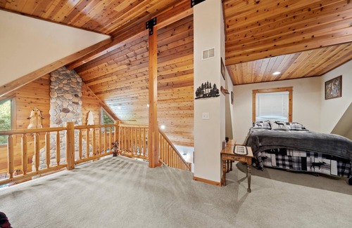 Chestertown House | Log Cabin in the ADK’s on 30 acres