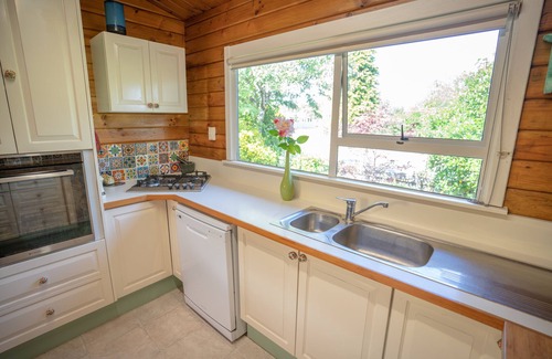 Te Anau House | Log Cabin living