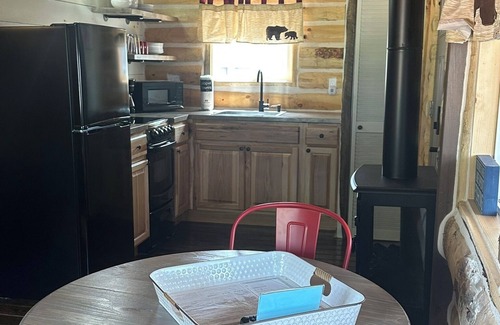 Tomahawk Cabin | Log Cabin on Lake Alice & ATV/UTV Trails, Sister Bear 2-Bedroom