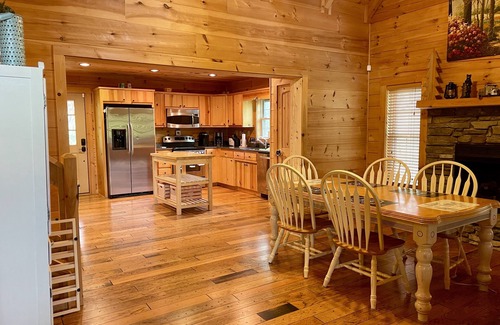 Whittier Cabin | Log home nestled in the Smoky Mountains.