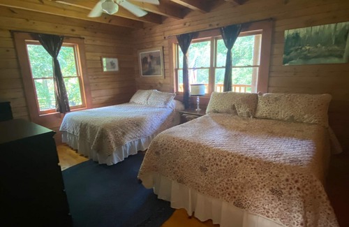 Unionville Other | Log home on secluded horse & cattle farm
