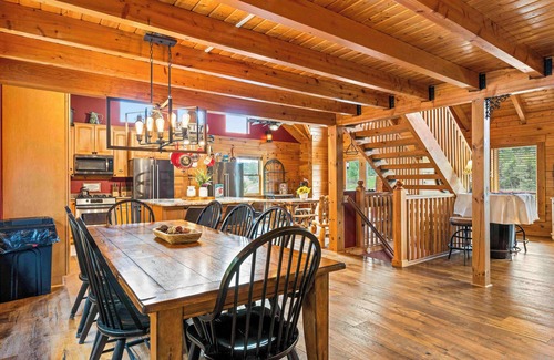 Dry Ridge House | Log Home on Williamstown Lake - Near Ark!