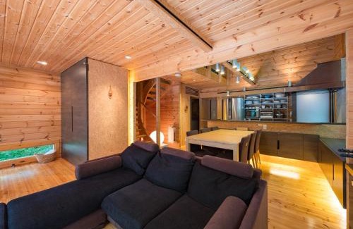 Nasu House | Logcabin Miyagawa in Nasu -那須 宮川邸-