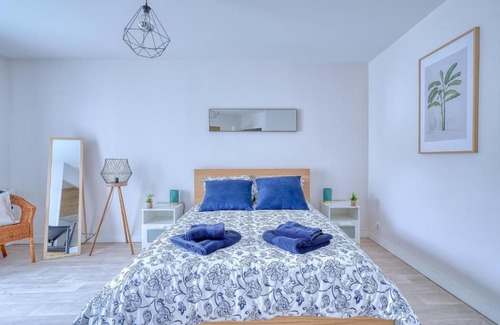 Les Aunettes Apartment | LOGEMENT AARON