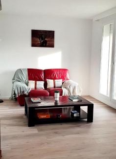 Epinay-sur-Seine Apartment | Logement au bord de la Seine, proche de Paris