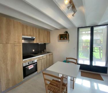 Villandry Apartment | Logement avec alcôve et jardin proche du Château