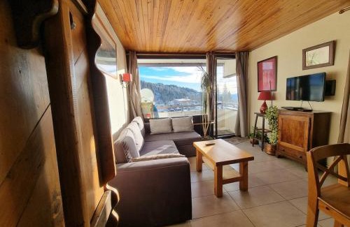 Chamrousse Apartment | Logement entier, plein sud, pied des pistes, Chamrousse 1650
