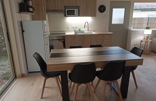 Montboucher-sur-Jabron Other | Logement Dans un Château du 13ième Siècle à 5 min de Montélimar