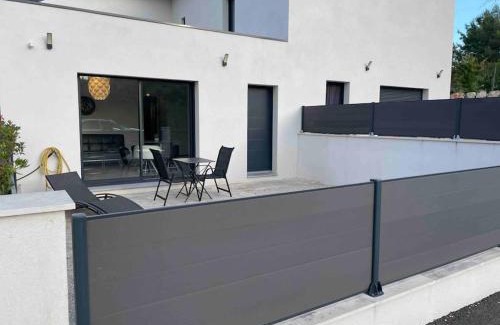 Le Puy-Sainte-Reparade Apartment | Logement Le Puy Sainte Réparade