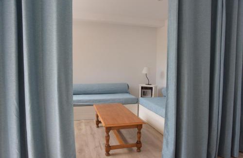 Gruissan Plage Apartment | Logement spacieux au calme - Plage des Chalets