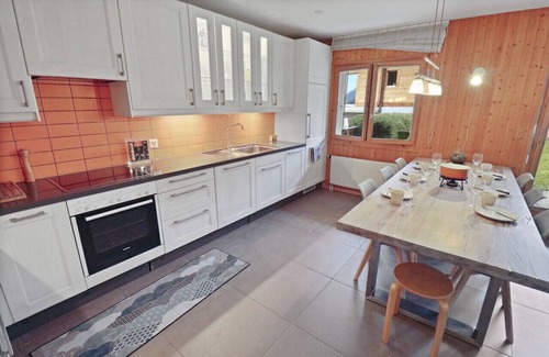 Val d'Illiez Apartment | Logement Spacieux au Coeur du Val D'illiez