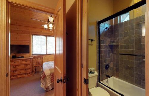 Lakeshore House | Loggers Landing
