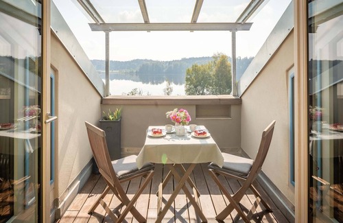 Pelham Apartment | Loggia, 42 qm Dachgeschoss, Wohn-/Schlafraum kombiniert