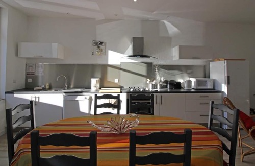 Saint-Emilion House | Logis de Villemaurine