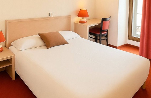 Faverges-Seythenex Hotel | Logis Hôtel de Genève